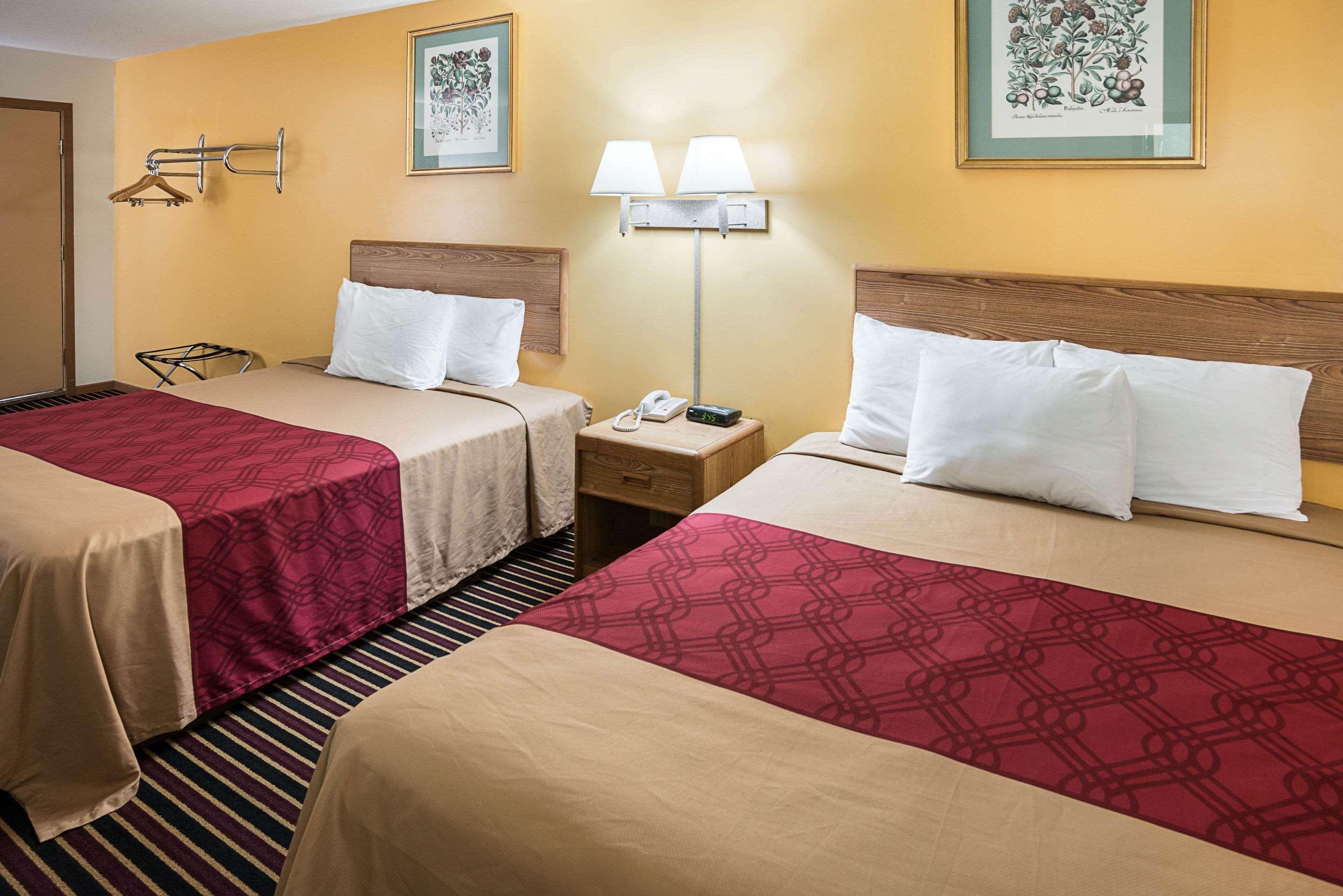 Rodeway Inn & Suites Austin Buitenkant foto