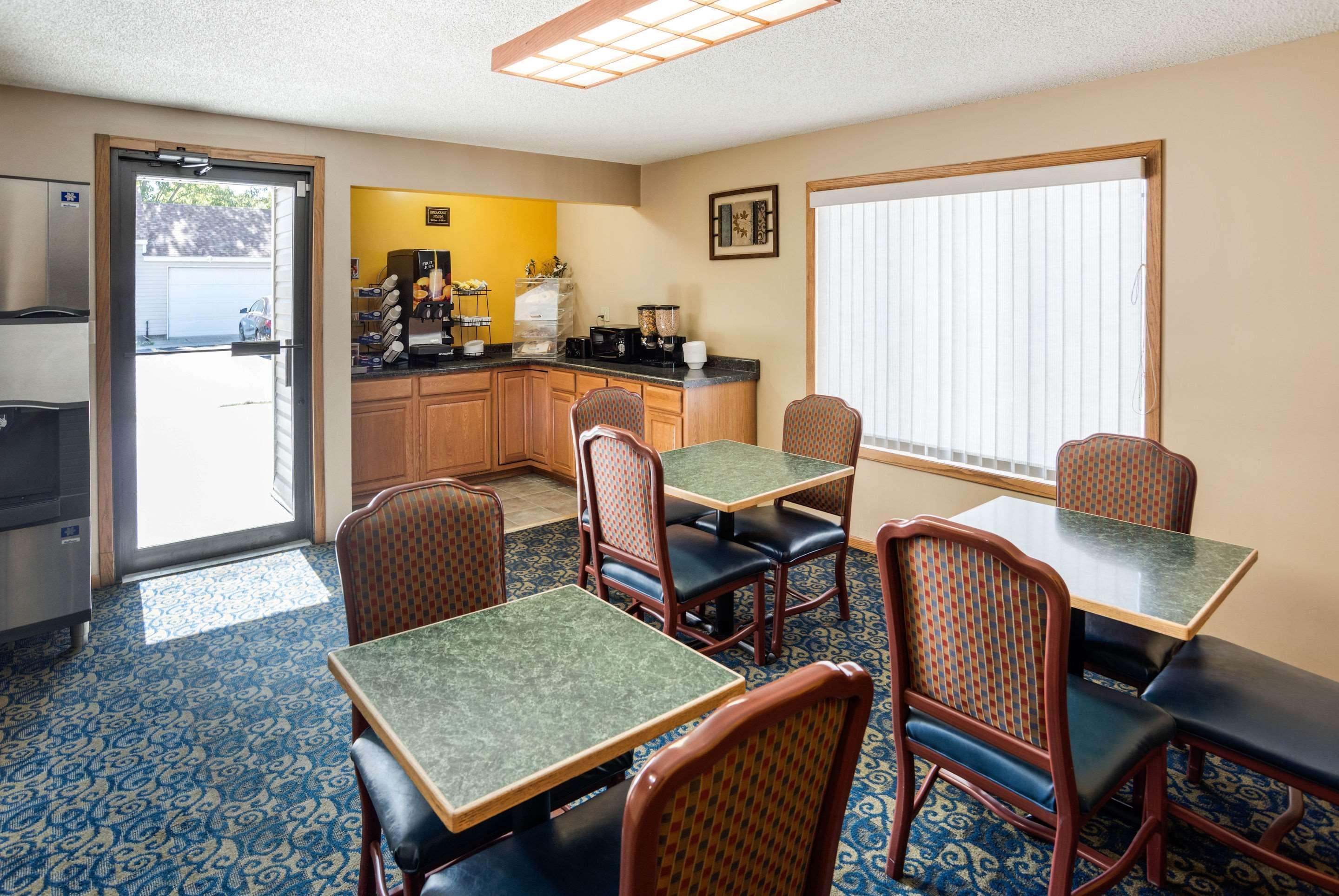 Rodeway Inn & Suites Austin Buitenkant foto
